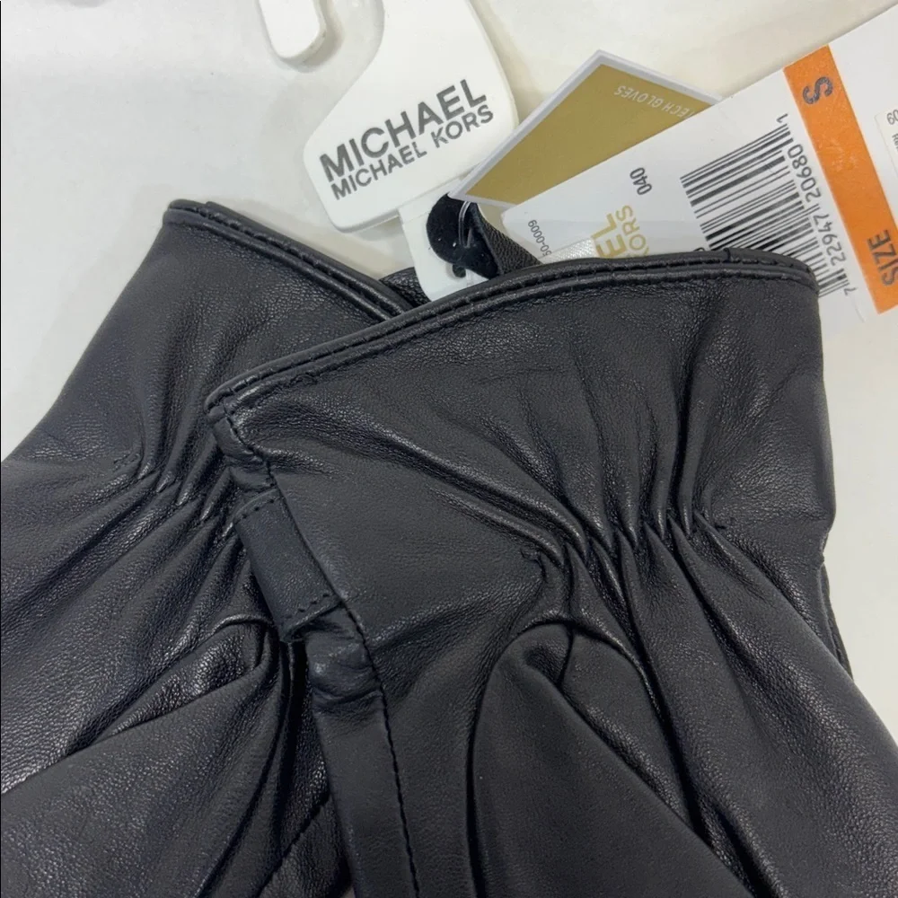 Michael Kors black  Genuine Leather with Logo Gloves with Touch Tips S